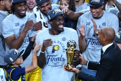 快船队伦纳德逆境获鲍尔默肖华支持，未来可期